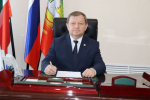 Дамир Ишкинеев поздравил нурлатских строителей с профессиональным праздником